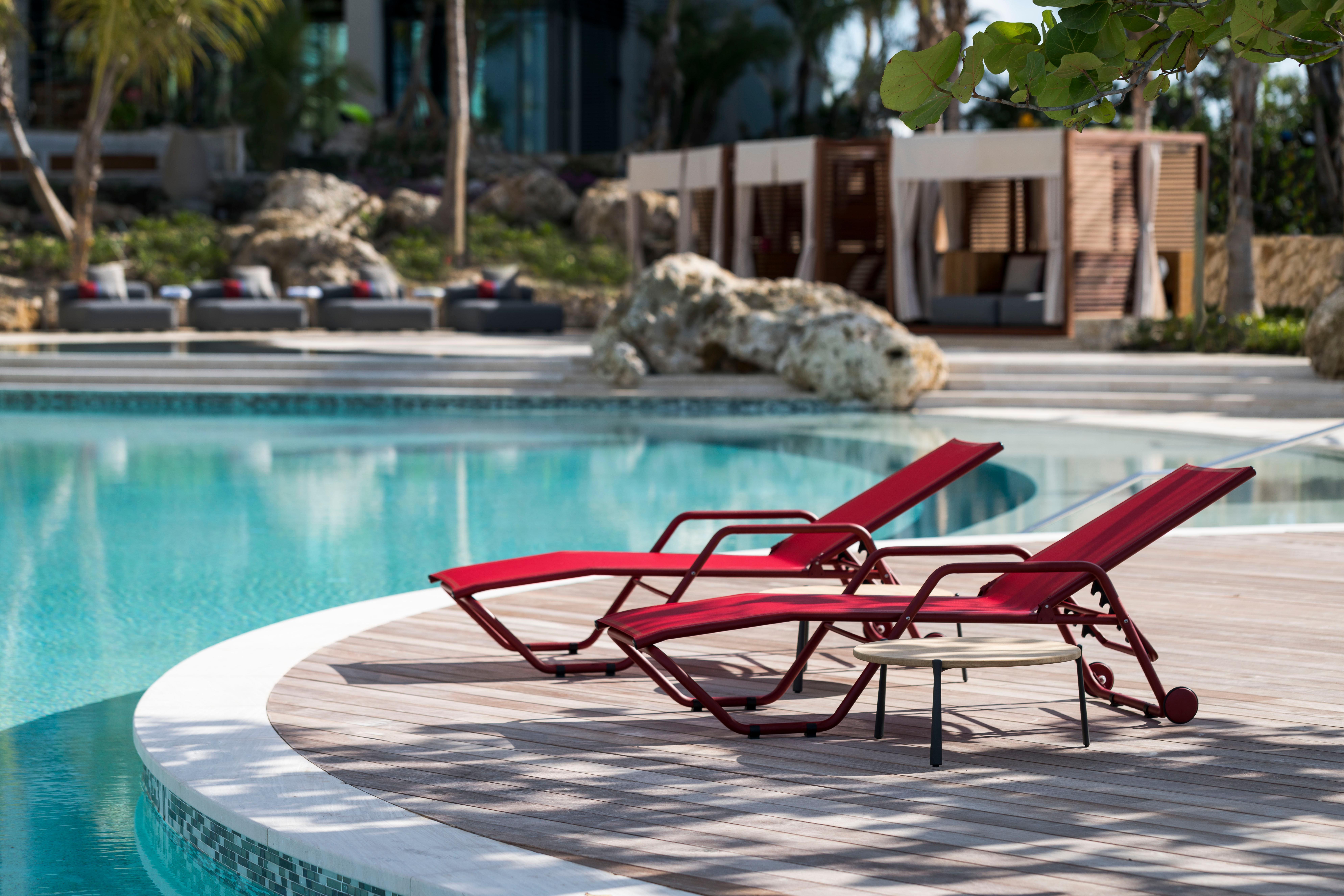 Kimpton Seafire Resort + Spa By Ihg West Bay Экстерьер фото