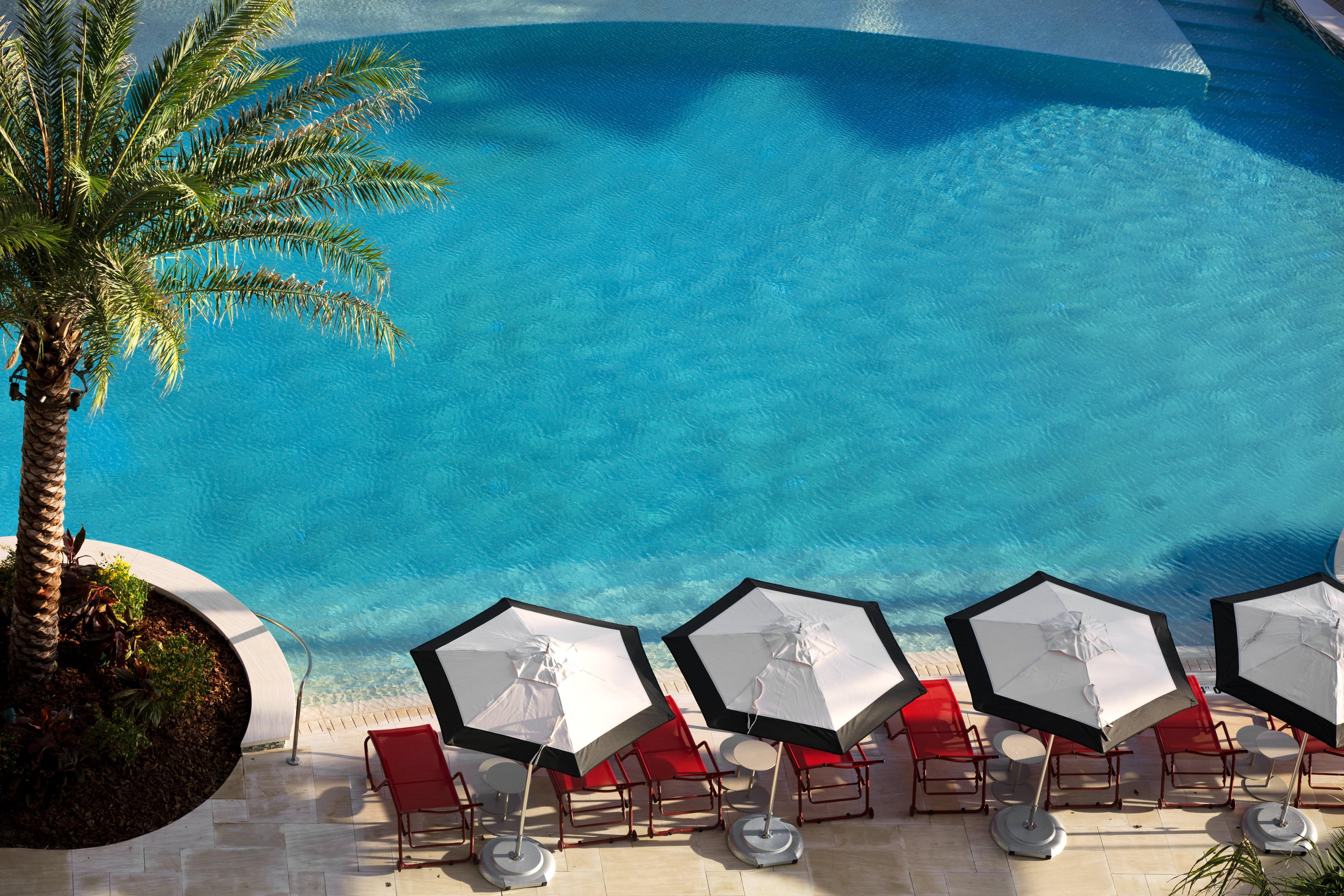 Kimpton Seafire Resort + Spa By Ihg West Bay Экстерьер фото