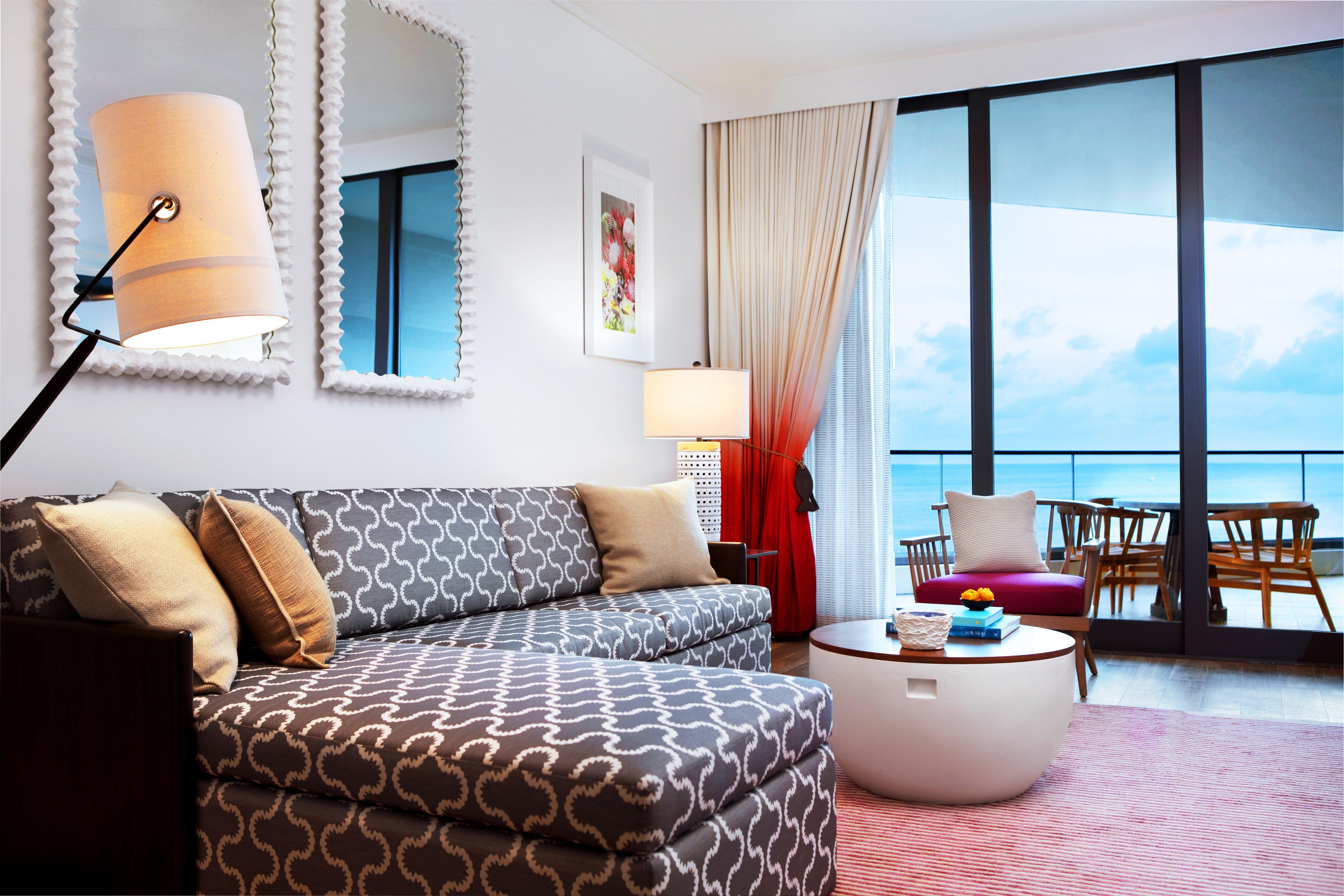 Kimpton Seafire Resort + Spa By Ihg West Bay Экстерьер фото