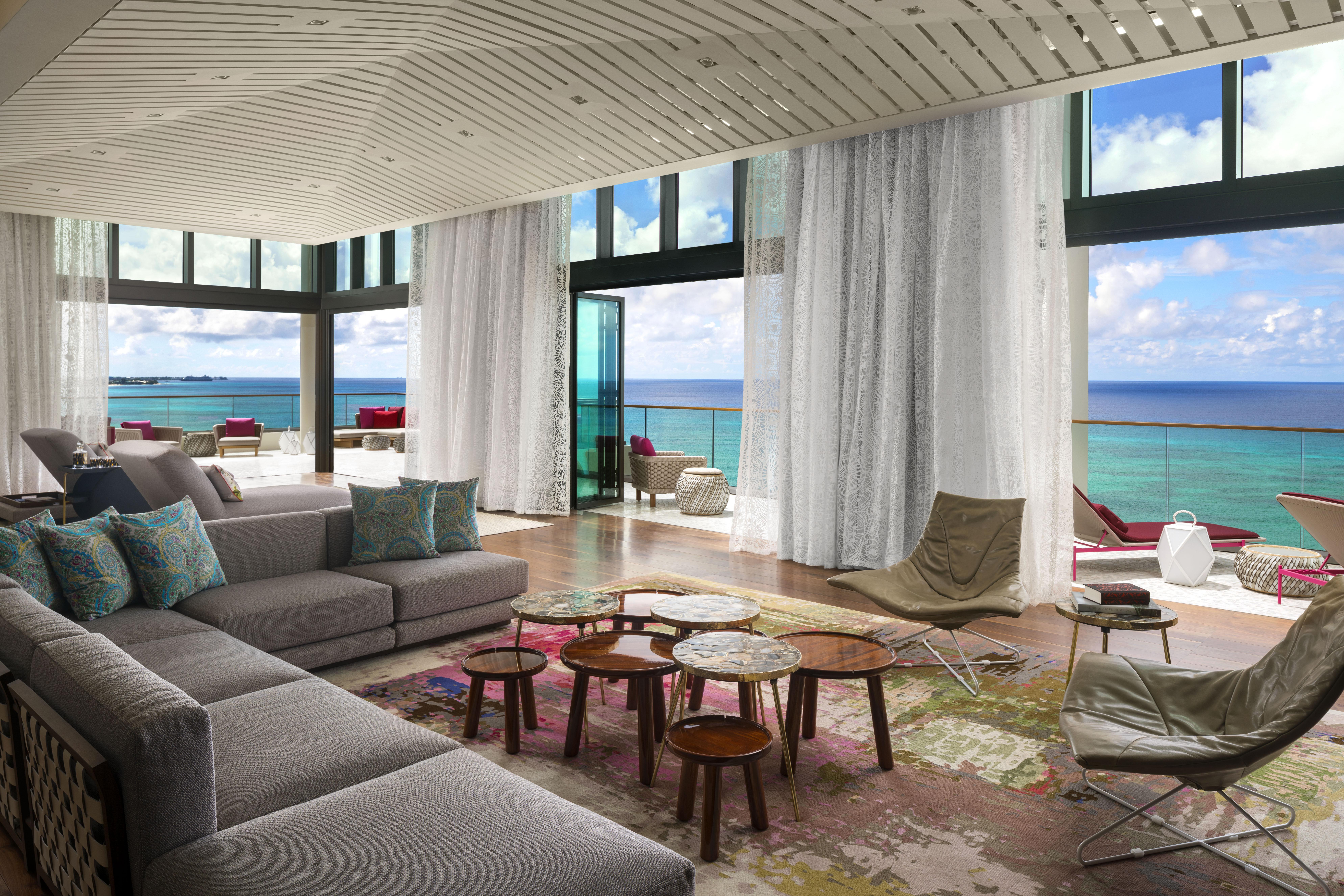 Kimpton Seafire Resort + Spa By Ihg West Bay Экстерьер фото
