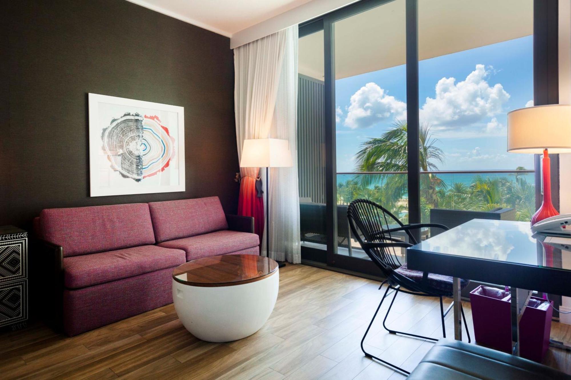 Kimpton Seafire Resort + Spa By Ihg West Bay Экстерьер фото